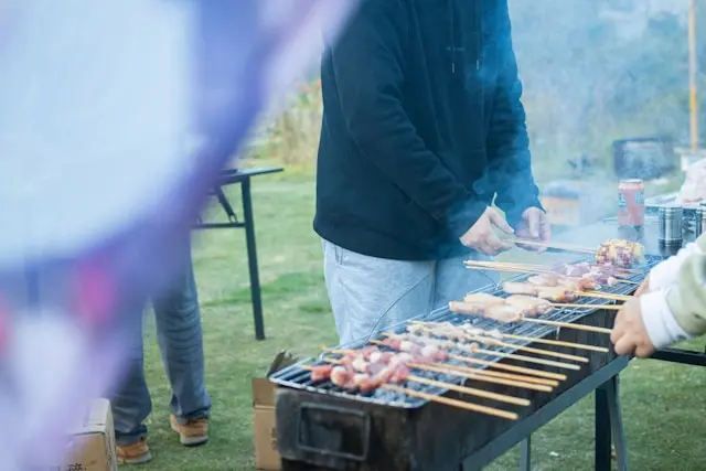 varias personas en asado