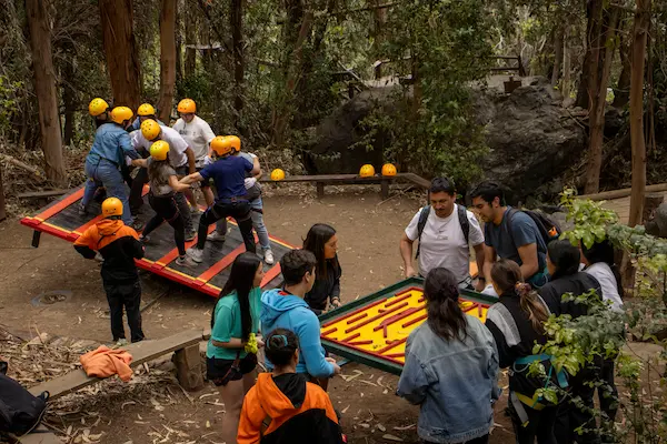 varias personas en jornadas de integración