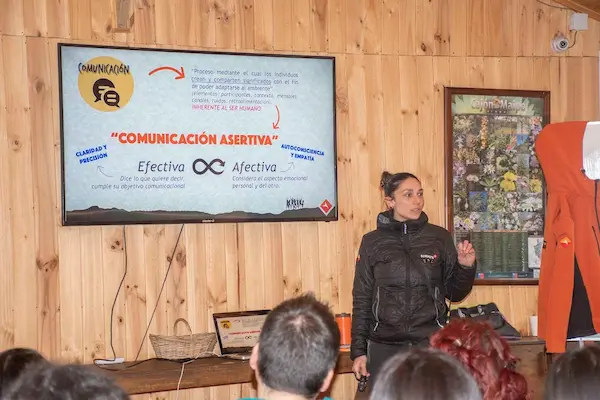 Herramientas esenciales para gestionar modelos híbridos de trabajo